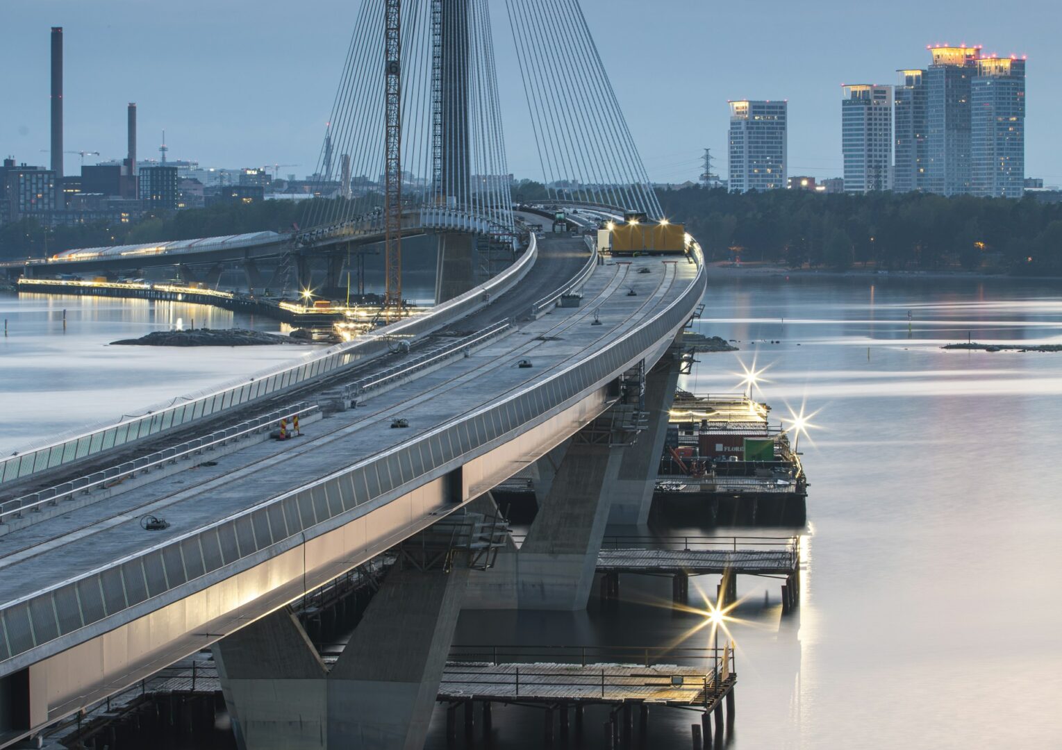 Infra, liikenne, silta, Joakim Honkasalo Unsplash, kruunuvuoren silta